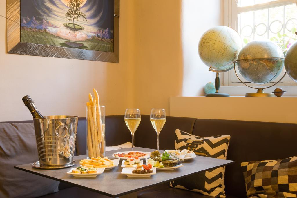 Maison B Bed & Breakfast Turin Bagian luar foto