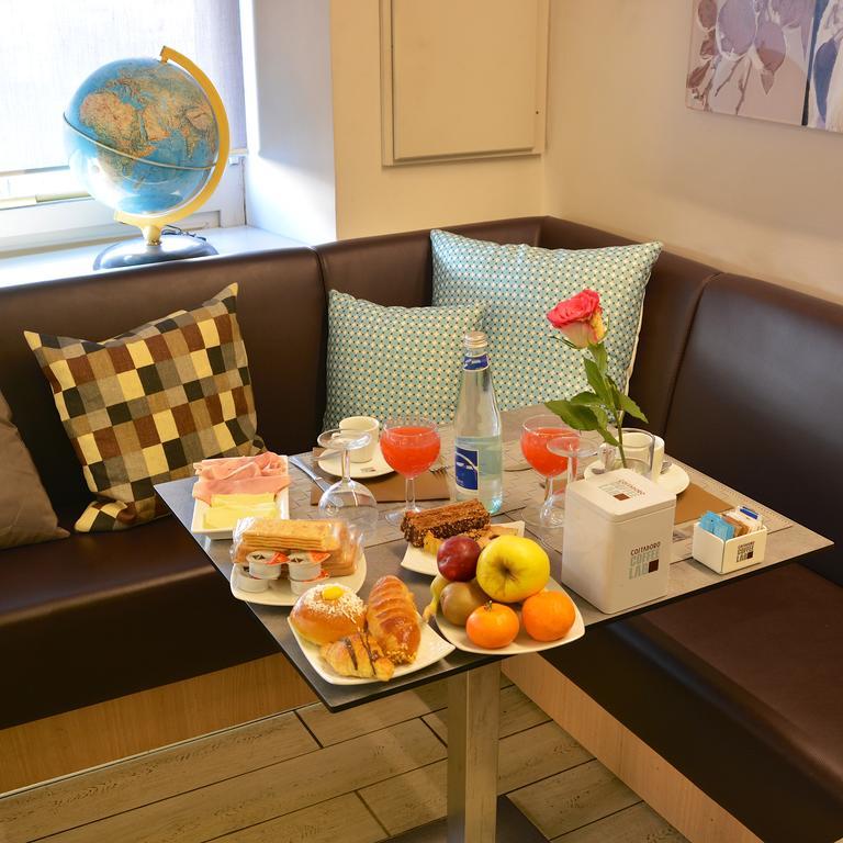 Maison B Bed & Breakfast Turin Bagian luar foto