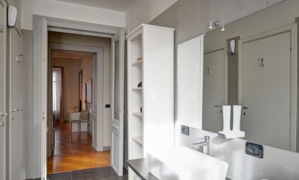 Maison B Bed & Breakfast Turin Bagian luar foto