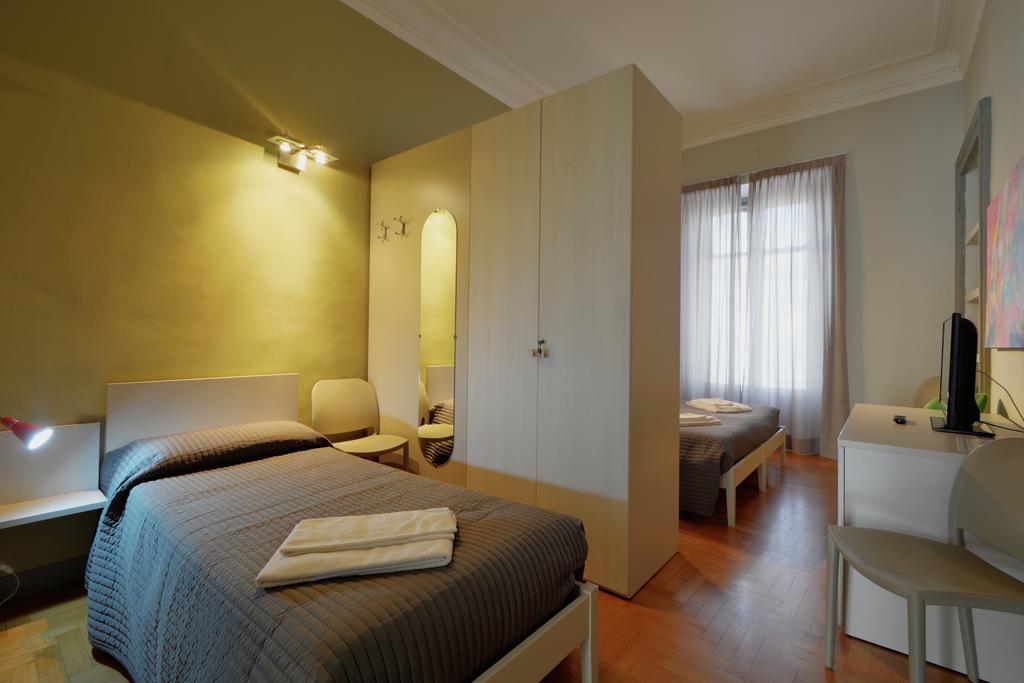 Maison B Bed & Breakfast Turin Bagian luar foto